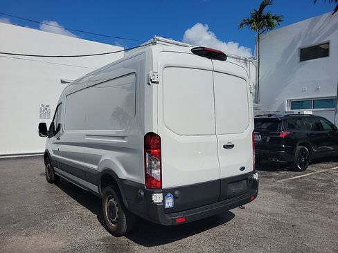 Used 2024 Ford Transit 250 148 Medium Roof RWD image 15