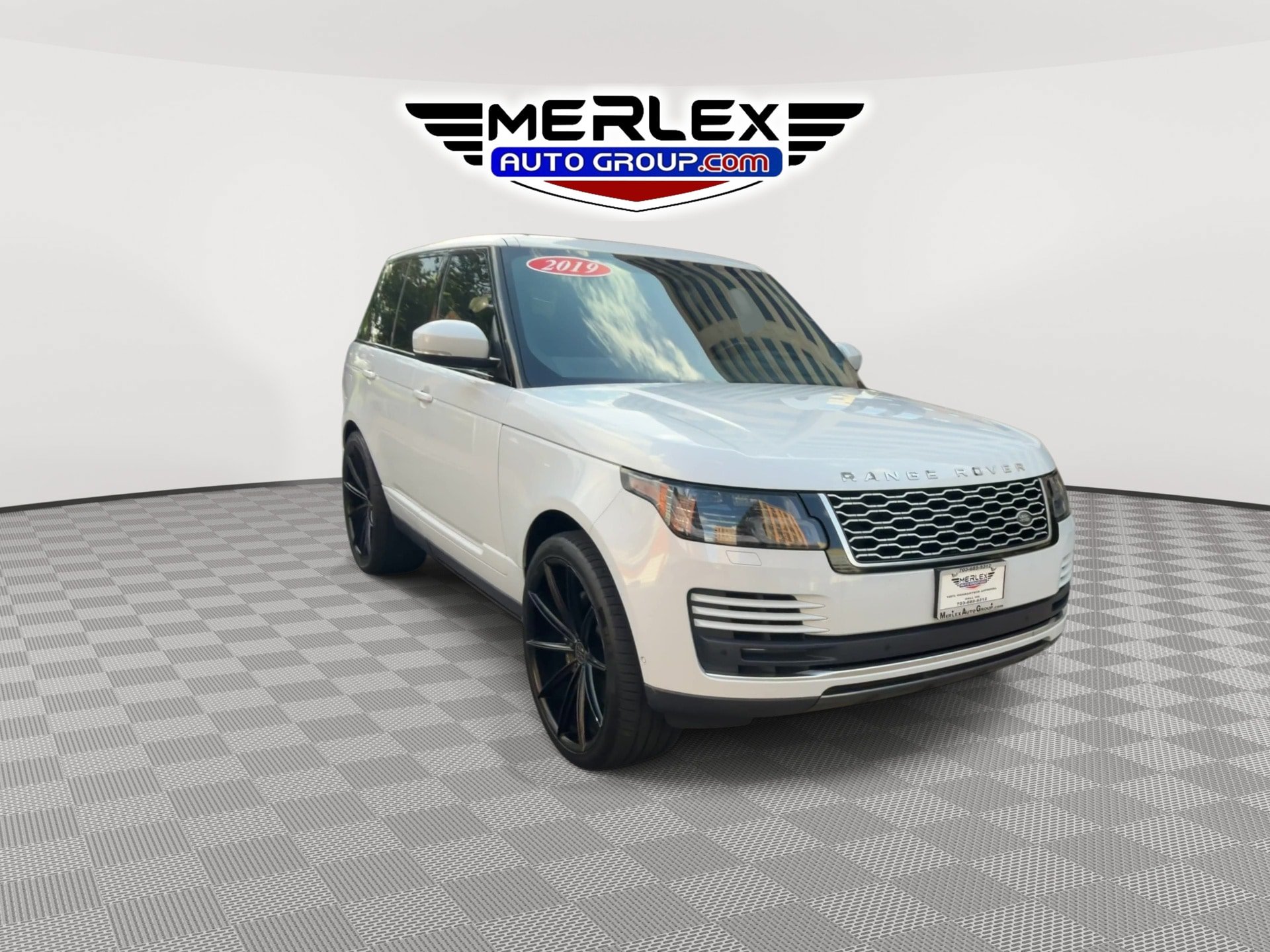 Used 2019 Land Rover Range Rover HSE AWD/4WD image 4