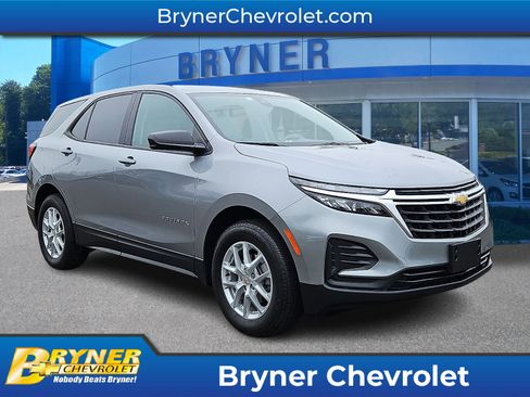 Used 2024 Chevrolet Equinox LS w/ LS Convenience Package image 1