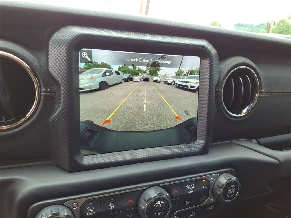 Used 2023 Jeep Gladiator Overland AWD/4WD image 20