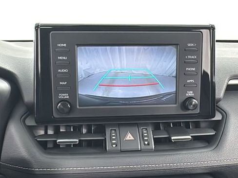 Used 2019 Toyota RAV4 XLE Premium image 26
