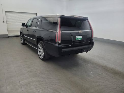 Used 2015 Cadillac Escalade ESV Luxury AWD/4WD image 5