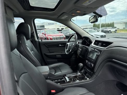 Used 2017 Chevrolet Traverse LT FWD image 21