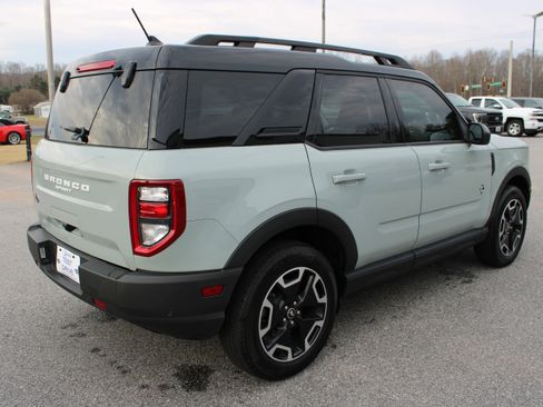 Used 2024 Ford Bronco Sport Outer Banks w/ Tech Package image 6
