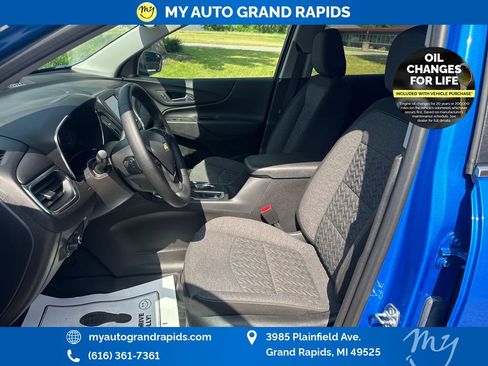 Used 2024 Chevrolet Equinox LT w/ LPO, Floor Liner Package AWD/4WD image 9