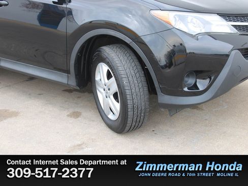 Used 2016 Toyota RAV4 XLE image 19