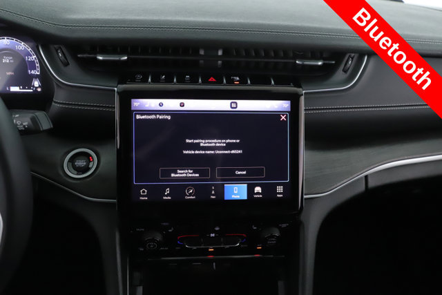 Used 2024 Jeep Grand Cherokee Limited AWD/4WD image 24