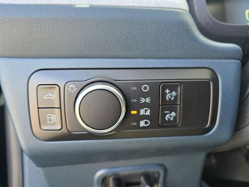 New 2026 Ford Maverick XLT AWD/4WD image 17