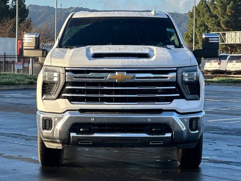 Certified 2025 Chevrolet Silverado 2500 LTZ w/ LTZ Premium Package image 10