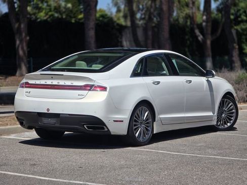 Used 2013 Lincoln MKZ Hybrid FWD image 10