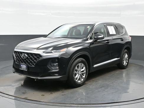 Used 2020 Hyundai Santa Fe SEL image 2