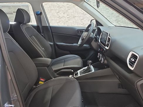 New 2026 Hyundai Venue SEL image 9