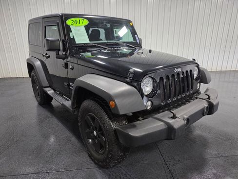 Used 2017 Jeep Wrangler Sport w/ Quick Order Package 23S AWD/4WD image 2