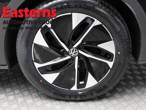 Used 2021 Volkswagen ID.4 Pro S w/ ID.4 Protection Package RWD image 8