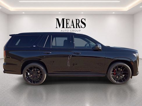 Used 2024 Cadillac Escalade Sport Platinum AWD/4WD image 6