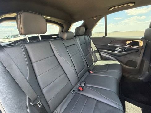 Used 2025 Mercedes-Benz GLE 350 4MATIC image 16