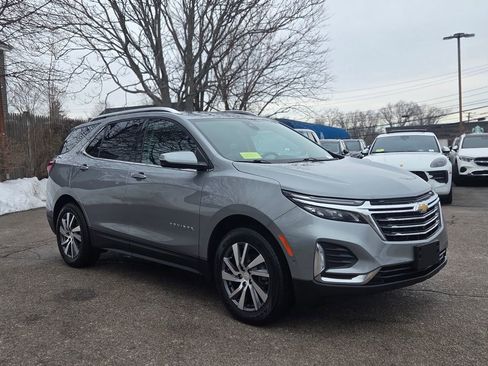 Used 2024 Chevrolet Equinox Premier image 8