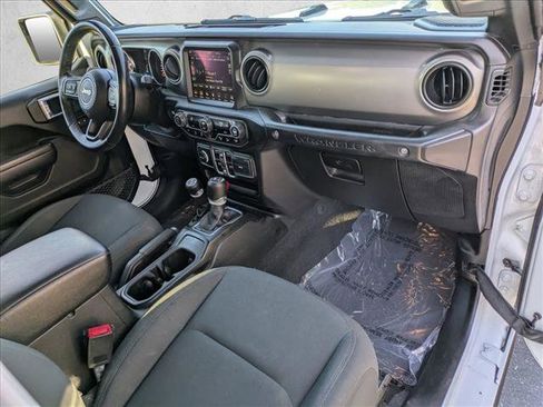 Certified 2021 Jeep Wrangler Unlimited Willys image 18