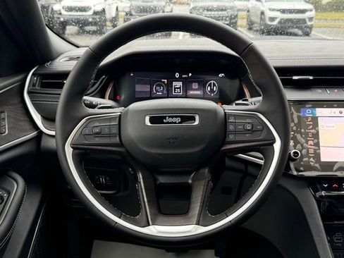 New 2026 Jeep Grand Cherokee Limited AWD/4WD image 23