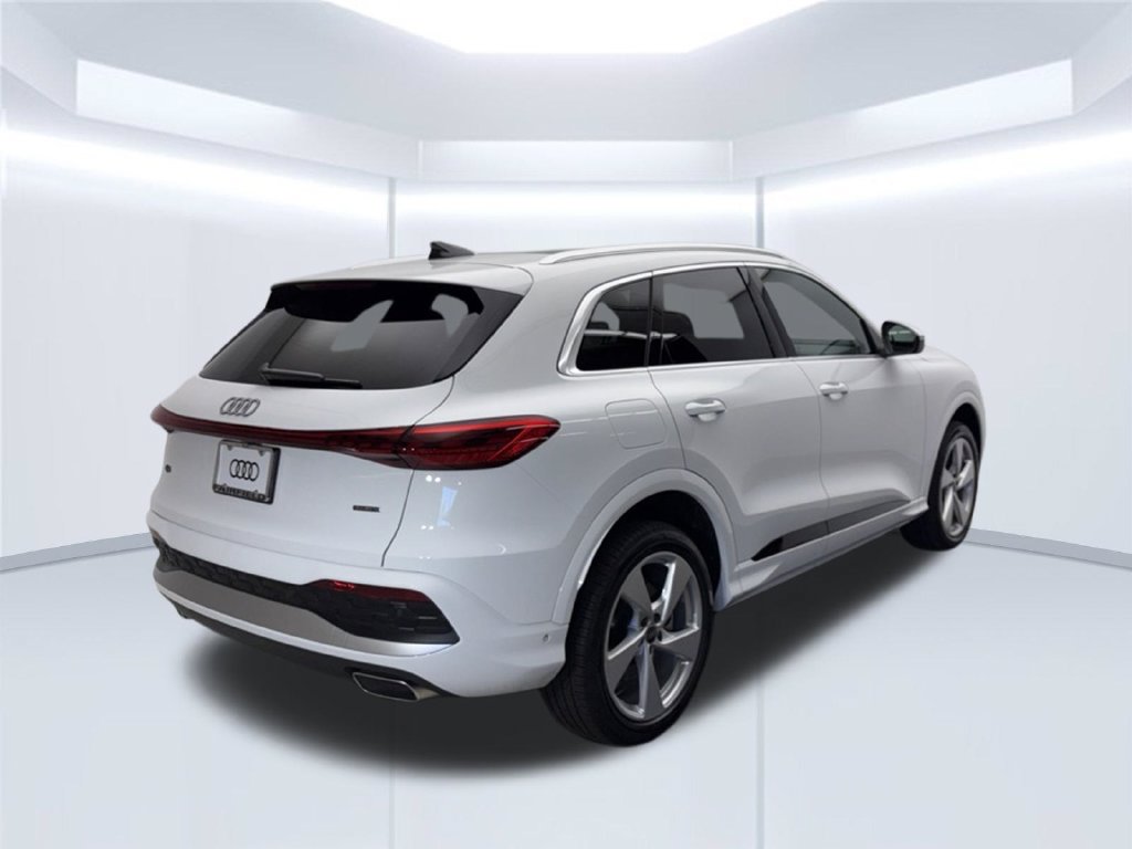 Used 2025 Audi Q5 Premium Plus AWD/4WD image 8