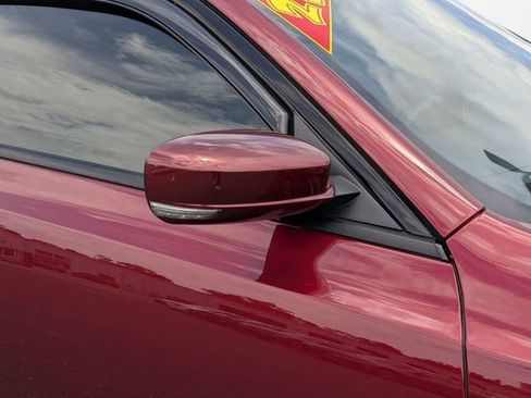 Used 2023 Chrysler 300 S RWD image 11