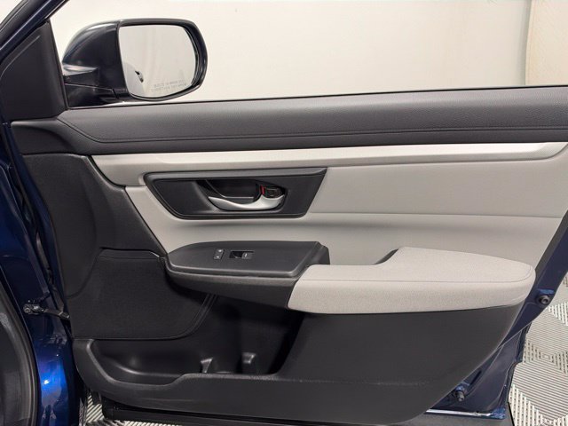 Used 2017 Honda CR-V LX image 28
