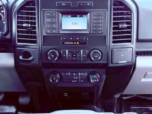 Used 2020 Ford F150 XL w/ Equipment Group 101A Mid RWD image 30