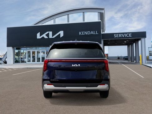 New 2026 Kia Carnival EX FWD image 5