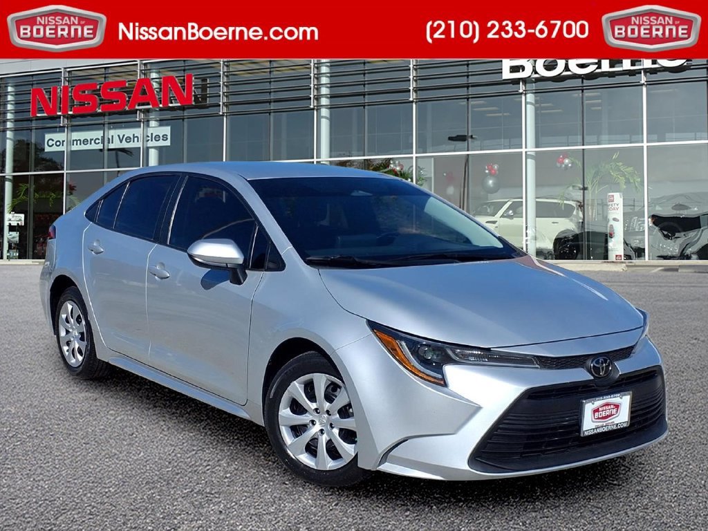 Used 2024 Toyota Corolla LE FWD image 1