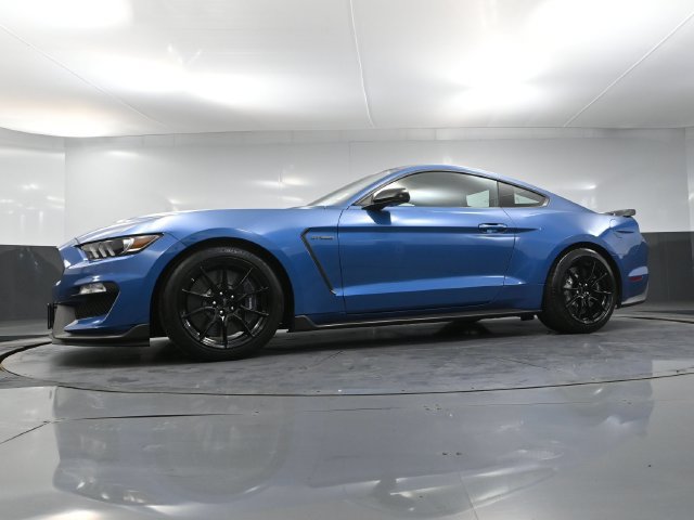 Used 2020 Ford Mustang Shelby GT350 w/ Technology Package RWD image 41
