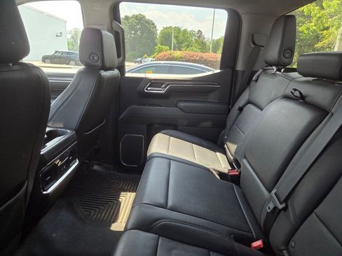Used 2023 Chevrolet Silverado 1500 LTZ AWD/4WD image 6