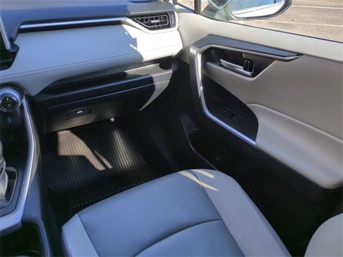 Used 2024 Toyota RAV4 XLE Premium image 17