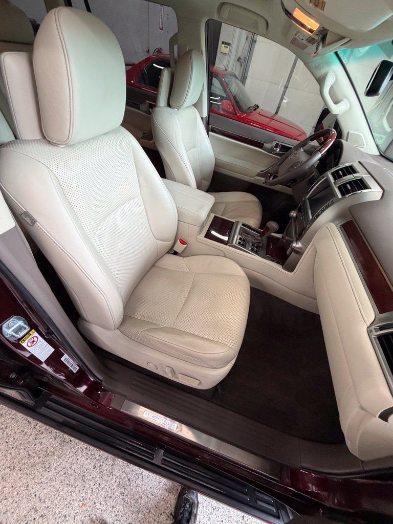 Used 2012 Lexus GX 460 Premium AWD/4WD image 25