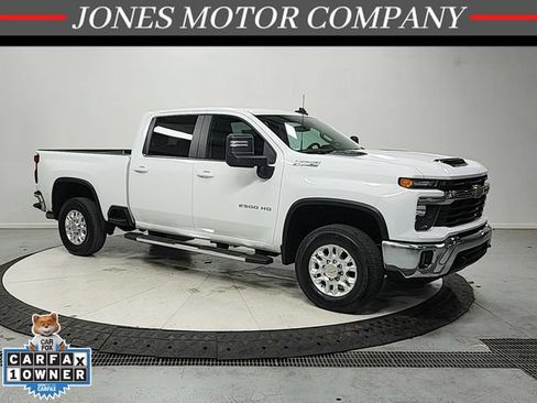 Used 2025 Chevrolet Silverado 2500 LT AWD/4WD image 1