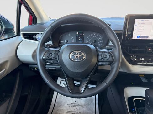 Used 2024 Toyota Corolla LE w/ LE Premium Package FWD image 27