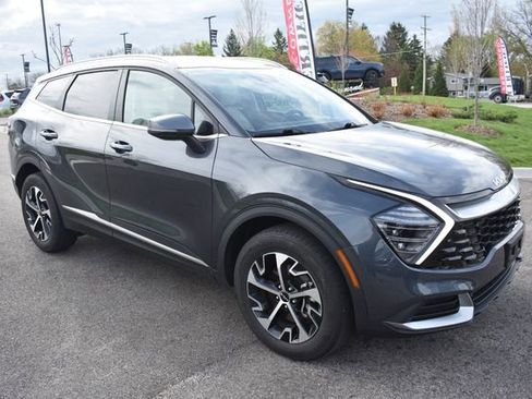 Used 2024 Kia Sportage EX AWD/4WD image 10