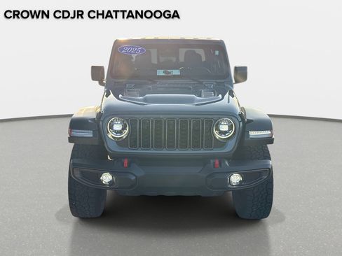 Certified 2025 Jeep Gladiator Rubicon w/ Safety Group image 9