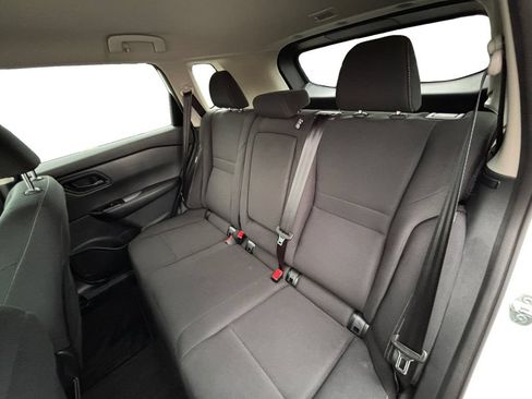 Used 2024 Nissan Rogue S AWD/4WD image 13
