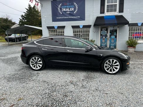 Used 2018 Tesla Model 3 Long Range image 8