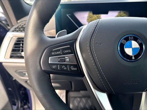 Used 2026 BMW X5 xDrive50e AWD/4WD image 14