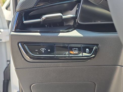 New 2026 Kia Niro EX FWD image 27