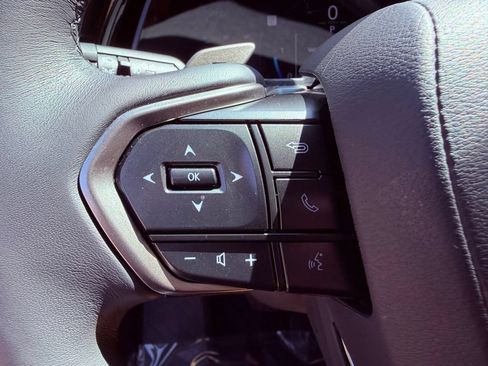 Certified 2025 Lexus RX 350 FWD w/ Technology Package image 18