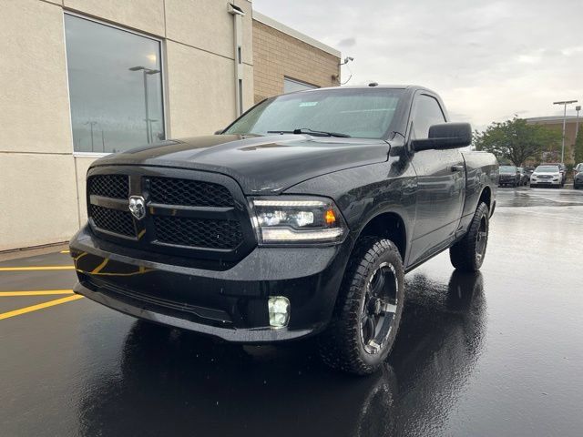 Used 2014 RAM 1500 Express AWD/4WD image 4