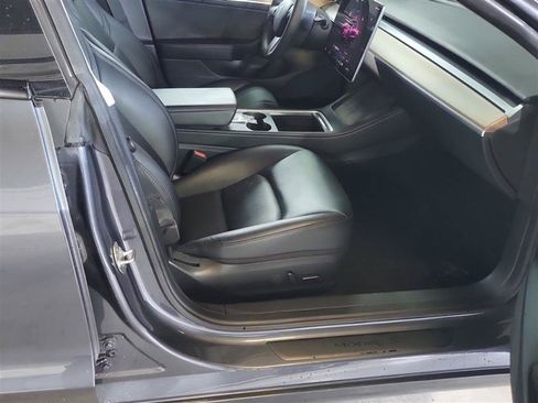 Used 2023 Tesla Model 3 Standard Range RWD image 7