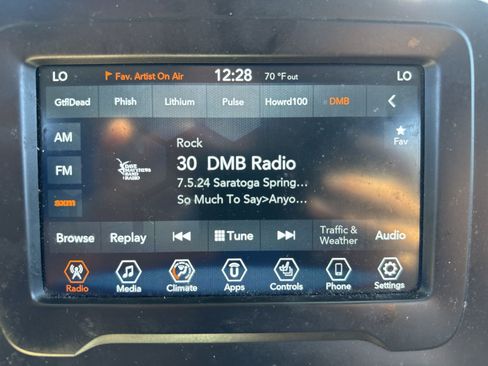 Used 2020 Jeep Renegade Trailhawk w/ Cold Weather Group image 12