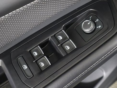New 2024 Volkswagen Atlas Cross Sport SEL R-Line AWD/4WD image 42