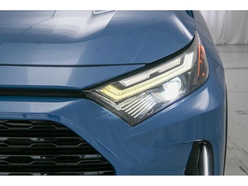 Used 2022 Toyota RAV4 XSE image 23