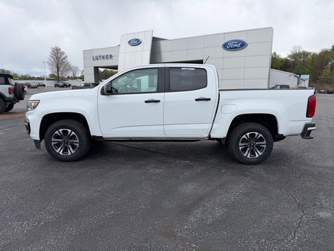Used 2022 Chevrolet Colorado Z71 w/ Safety Package AWD/4WD image 2