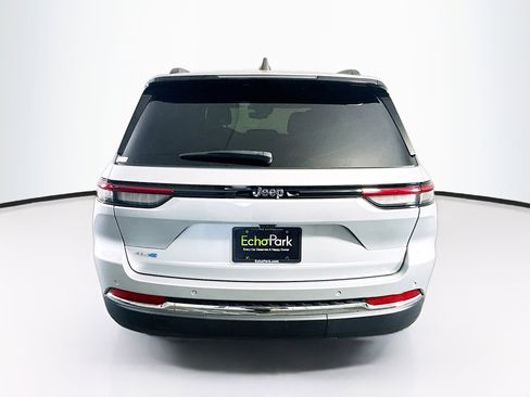 Used 2023 Jeep Grand Cherokee 4WD 4xe image 7