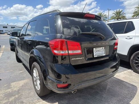 Used 2015 Dodge Journey SXT w/ Flexible Seating Group FWD image 3